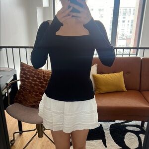 Black Square Neck Sleeve Top